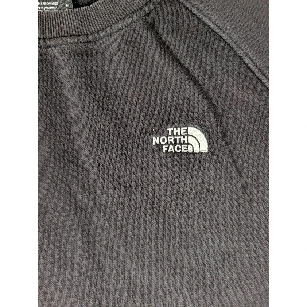 The North Face Mens Black Raglan Sleeve Crewneck Sweatshirt Embroidered Logo